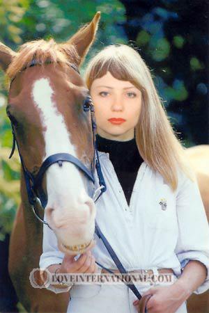 54083 - Alena Alter: 35 - Ukraine