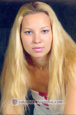 54980 - Viktoriya Alter: 30 - Ukraine