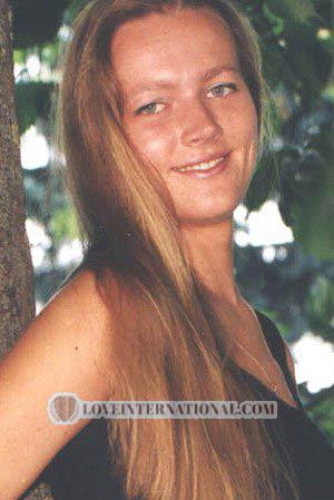 58086 - Olga Alter: 33 - Russia