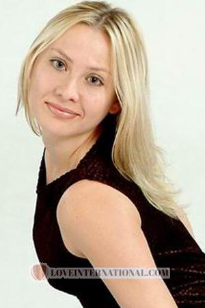 59184 - Oksana Alter: 31 - Ukraine