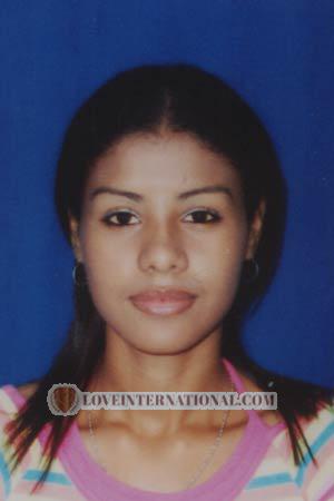 68105 - Arlina Alter: 24 - Kolumbien