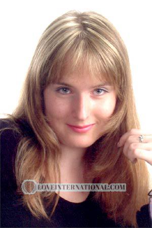 69140 - Anna Alter: 20 - Ukraine