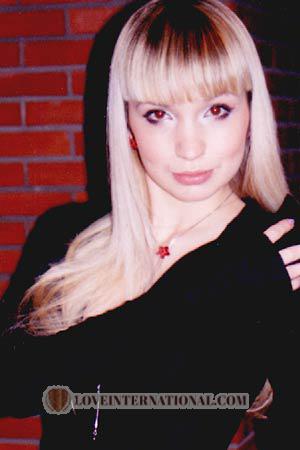 69417 - Oksana Alter: 23 - Ukraine