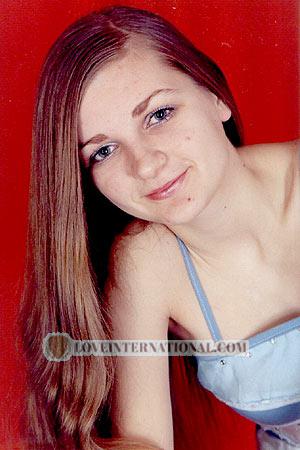 69837 - Anna Alter: 24 - Ukraine