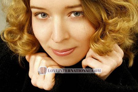 70561 - Olga Alter: 34 - Ukraine