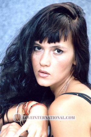77208 - Elena Alter: 30 - Ukraine
