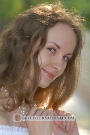 88886 - Marina Alter: 26 - Ukraine