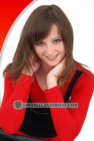 90461 - Anna Alter: 26 - Ukraine