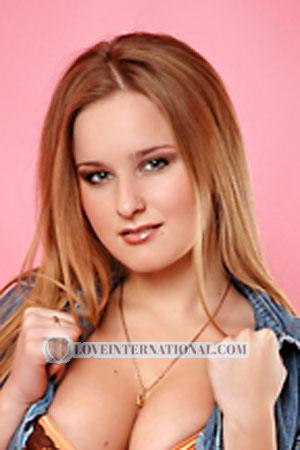 92097 - Svetlana Alter: 23 - Ukraine