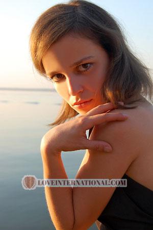 97640 - Ksenia Alter: 24 - Ukraine